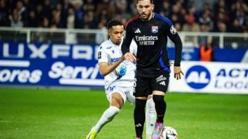 Süper Lig ile anılan yıldız takımına veda etti: Bu sezon 32 golde adı var