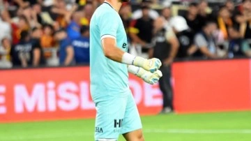 Süper Lig'in başarılı kalecisi geçmişe sünger çekti