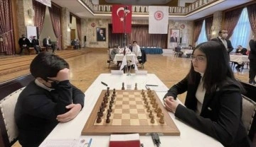 TBMM 23 Nisan &Ccedil;ocuk ve Gen&ccedil;lik Buluşmaları Satran&ccedil; Turnuvası'nın