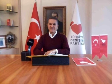 TDP Genel Başkanı Sarıg&uuml;l: "Ukrayna; Rusya ve ABD'nin kıskacından kurtarılmalıdır"