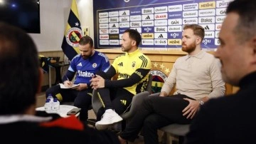 Tedesco sert yüzünü gösterdi: 2 futbolcunun bileti kesildi