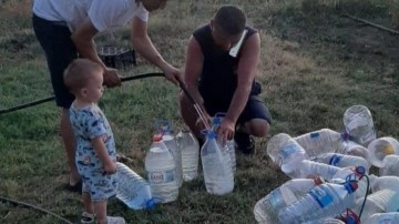 Tekirdağ'da kriz derinleşiyor: Bidonlarla su taşıyorlar! Yazlıkçılar şehri terk etti