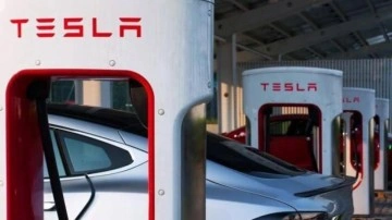 Teknoloji devlerine b&uuml;y&uuml;k darbe! 1 trilyon dolar buhar oldu