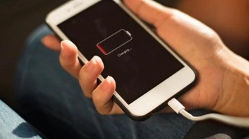 Telefonunuzu 00.00-5:00 arası şarj etmeyin! Sebebi herkesi şaşırttı