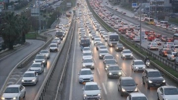 TEM Otoyolu İstanbul yönünü kullanacak sürücüler dikkat!