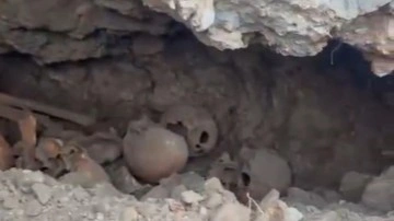 Temel kazısında şoke eden görüntü: Çok sayıda kafatası, kemik çıktı