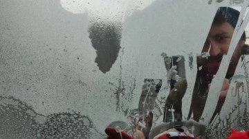 Termometreler eksi 17'yi gördü: Kent buz tuttu! 'Trafiğe çıkmayın' uyarısı