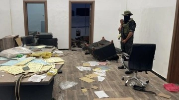 Trablus’ta hükümet güçlerinin kontrolüne geçen karargah görüntülendi