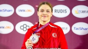 Trabzonlu genç finalde Rus rakibini mindere serdi: Avrupa şampiyonu oldu