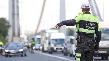 Trafikte 7 hareketi yapan sürücülere ceza! Faturası pahalıya patlıyor