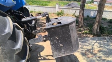 Traktörden düşen 2 yaşındaki çocuk hayatını kaybetti