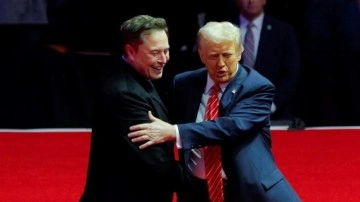 Trump-Elon Musk kavgası kontolden çıktı: Sınır dışı edilsin