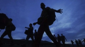 Trump'ın yetkilisinden yargıya meydan okuma! Venezuelalı göçmenler sınır dışı edilecek!