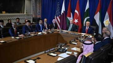 Trump-İslam ülkeleri ve Trump-Avrupalılar! İki fotoğrafta büyük fark