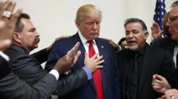 Trump'tan 15 dolara 'cennet' vaadi: Tanrı beni Amerika için kurtardı