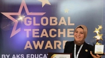 Tuba &ouml;ğretmen d&uuml;nyanın en iyi 50 &ouml;ğretmeni arasında yer aldı