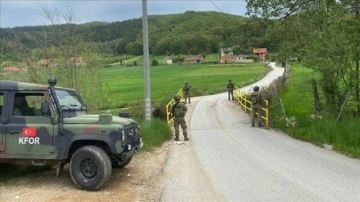 Türk askeri, Kosova'da devriye faaliyetlerine devam ediyor