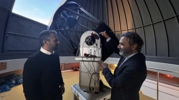 Türk bilim adamları keşfetti! 4 ötegezegende yaşam aranacak!