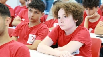 Türk Kızılay, 53 ilden gençleri ağırlıyor