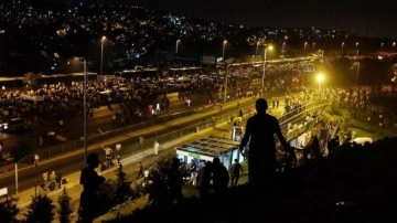 Türk milletinin 15 Temmuz gecesi yazılan kahramanlık destanı halklara örnek oldu!
