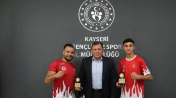 Türkiye'den bir yıldız doğuyor! 17 yaşında 9. şampiyonluğunu yaşadı