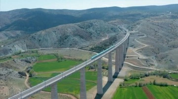 Türkiye'nin bölgesel demir yolu projesine 2,4 milyar euroluk yeşil finansman