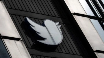 Twitter &ccedil;&ouml;k&uuml;yor mu? Reklam gelirlerinde ciddi d&uuml;ş&uuml;şler yaşanıyor!