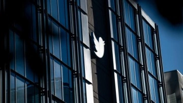 Twitter'ın piyasa değerinde sert d&uuml;ş&uuml;ş... Yarısı bile etmiyor!
