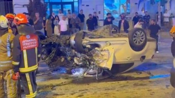 Ümraniye'de İETT otobüsü ile otomobil çarpıştı : 1'i ağır 2 yaralı