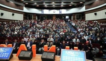&Uuml;NİAK AK Parti Genel Merkezi'nde kampa girdi