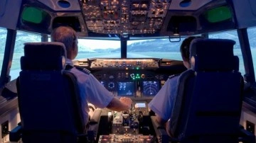 United Airlines uçağında 5 saatlik kabus! Pilotların nokta atışı hamlesi faciayı önledi!