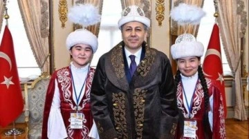 Vali Yerlikaya, 9 &uuml;lkenin &ccedil;ocuklarını ağırladı