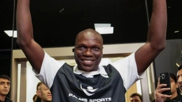 Ve yeni adresi belli oldu! 33 yaşındaki Aboubakar'dan 1+1 yıllık imza