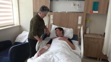 V&uuml;cudu s&uuml;rekli &uuml;retiyor! 6 ay i&ccedil;erisinde mesanesinden 66 adet nohut b&uuml;y&uuml;kl&uuml;ğ&uuml;nde taş alındı