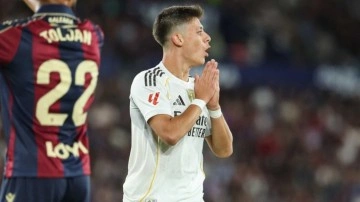 Xabi Alonso Arda Güler'i taraftarın önüne attı: 'Dünyası başına yıkıldı'