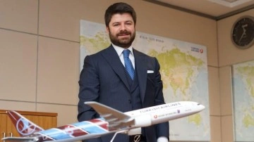 Yahya Üstün, THY'nin İletişim Başkanı oldu