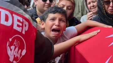 Yangın şehidinin oğlunun feryadı yürek dağladı