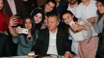 Yapılan son anket algıları yıktı! Gen&ccedil;lerin tercihi AK Parti