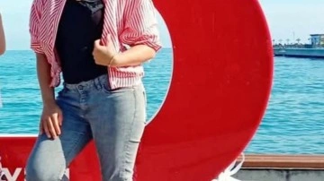 Yardımına gittiği komşusu boğazından bıçaklayıp katletti!
