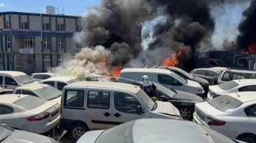 Yediemin’deki 10 araç yanarak kül oldu