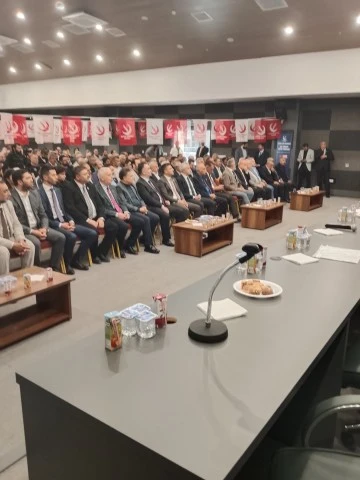 Yeniden Refah Partisi İl Y&ouml;netimi İl&ccedil;e Başkanları Toplantısında Buluştu