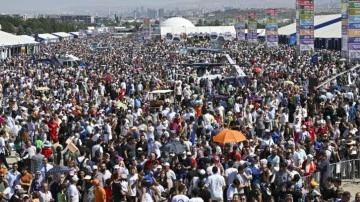 Yerli &ccedil;ellik kanatlara TEKNOFEST'te b&uuml;y&uuml;k ilgi!