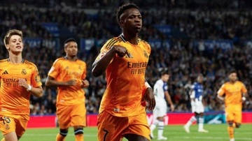 Yıldız futbolcunun formasını oyuncak bebeği giydirip, astılar! 4 kişiye hapis cezası