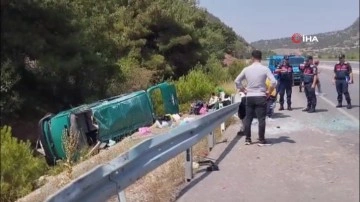 Yoldan çıkan minibüs takla attı: Çok sayıda yaralı var!