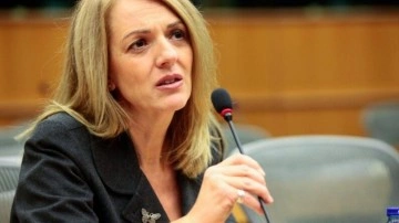 Yunan Profesörden Miçotakis'e tokat gibi sözler! 'Soykırım önünde dilsiz kaldınız'