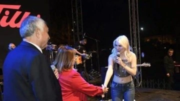 Zeydan Karalar, iş&ccedil;ileri değil Aleyna Tilki'yi sevindirdi! Gecelik sahne &uuml;creti ne kadar?