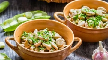 Zeytinyağlı i&ccedil; bakla yemeği tarifi, nasıl yapılır?